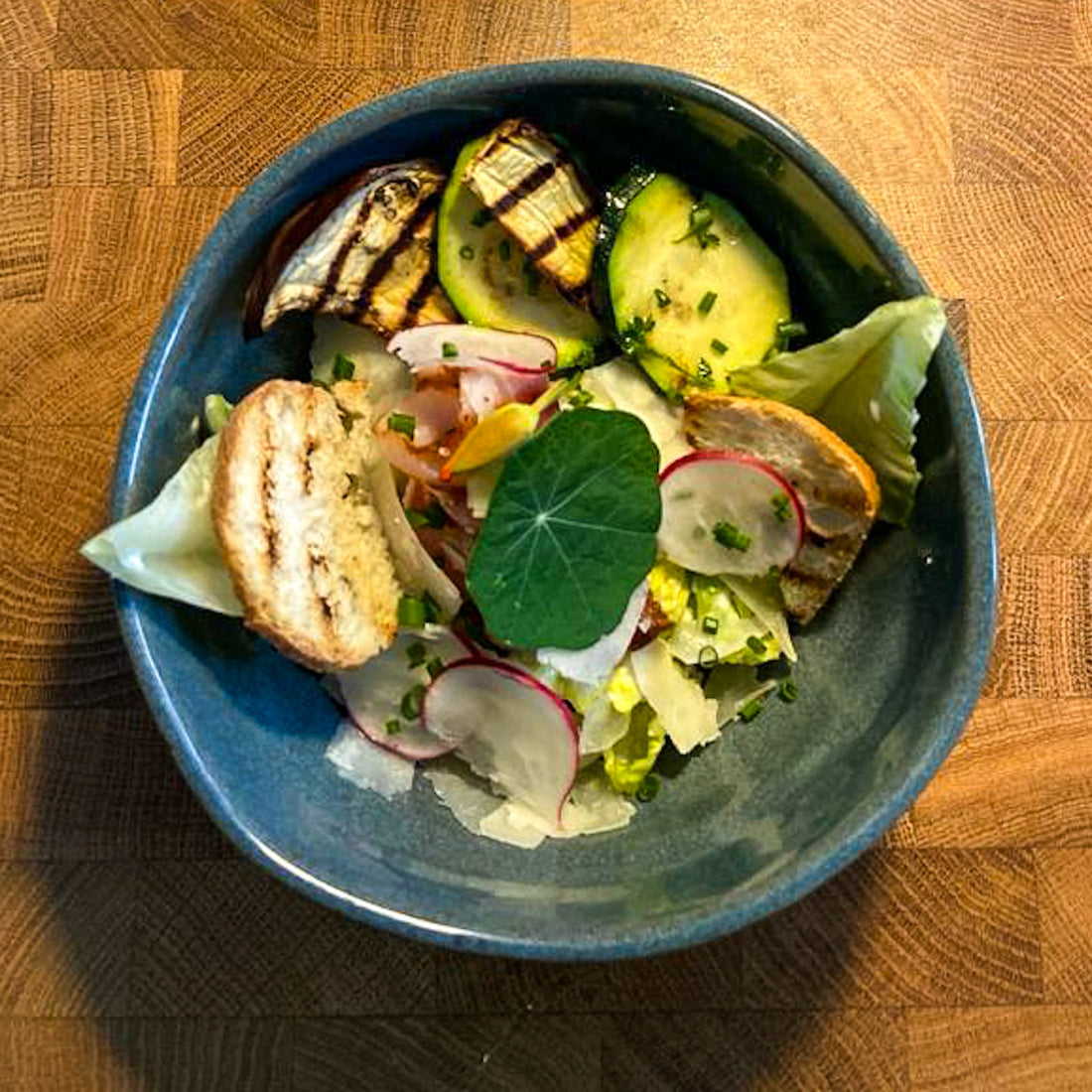 Ceasar Salad mit Aubergine